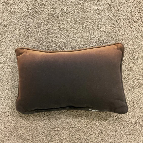 NEW Vintage ‘New Shoes Cure The Blues’ Vintage Decorative Bed Chair Dress Pillow - Picture 4 of 6